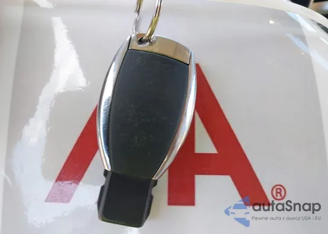 2016 Mercedes-Benz Glc 300 from USA, damaged, VIN WDC0G4JB8GF103560